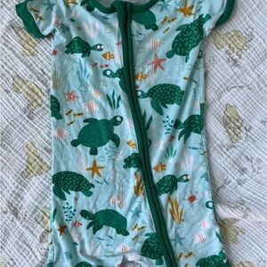 Little sleepies turtles 12-18 shorty